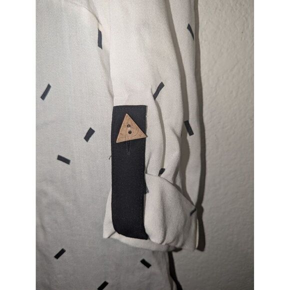 Ali Miles Womens M Black &‎ White Geometric Pattern Tunic Top Rayon/Nylon Blend - Picture 5 of 11